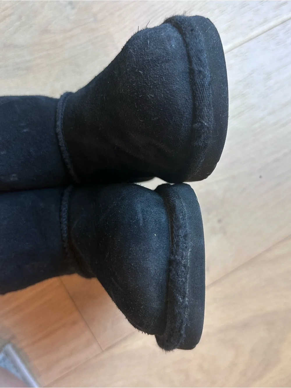 UGG classic short